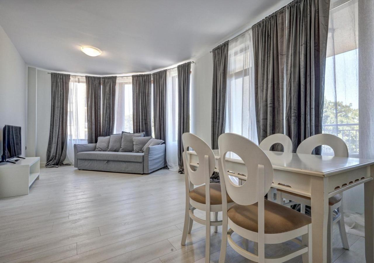 Continental Apartments โกลเดน แซนส์ ภายนอก รูปภาพ