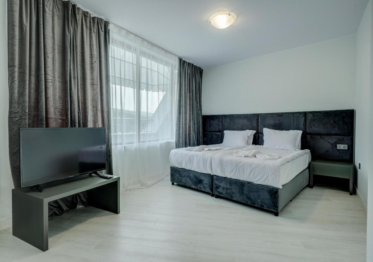 Continental Apartments โกลเดน แซนส์ ภายนอก รูปภาพ