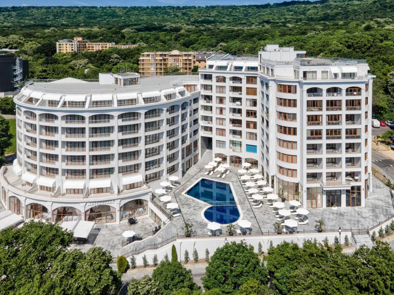 Continental Apartments โกลเดน แซนส์ ภายนอก รูปภาพ